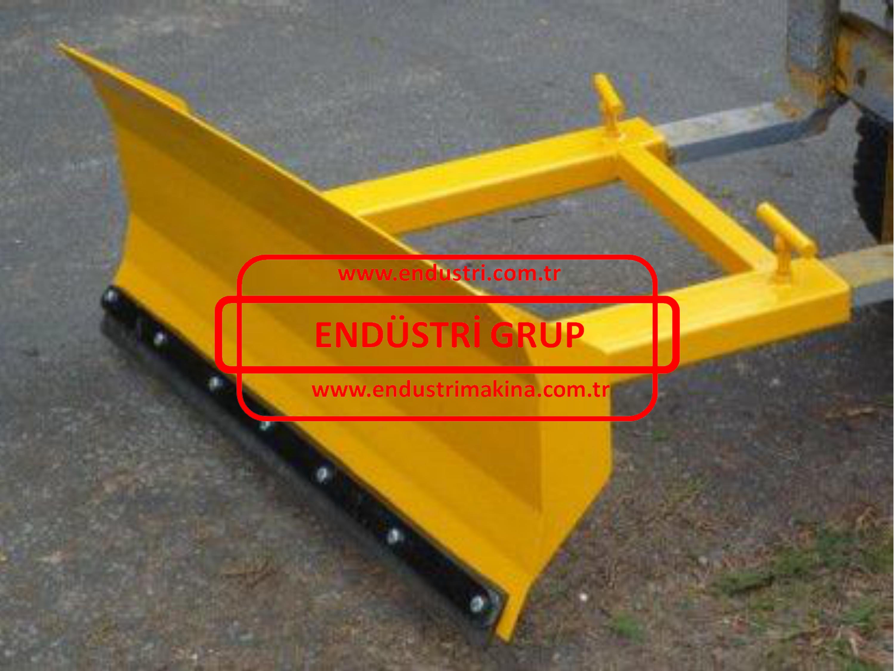 forklift-catali-kar-kum-talas-toz-kureme-supurme-atasmani-aparati-kepcesi-makinasi-kuregi-bicagi